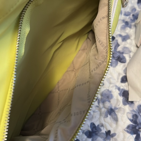 Steve Madden travel bag - Picture 15 of 16